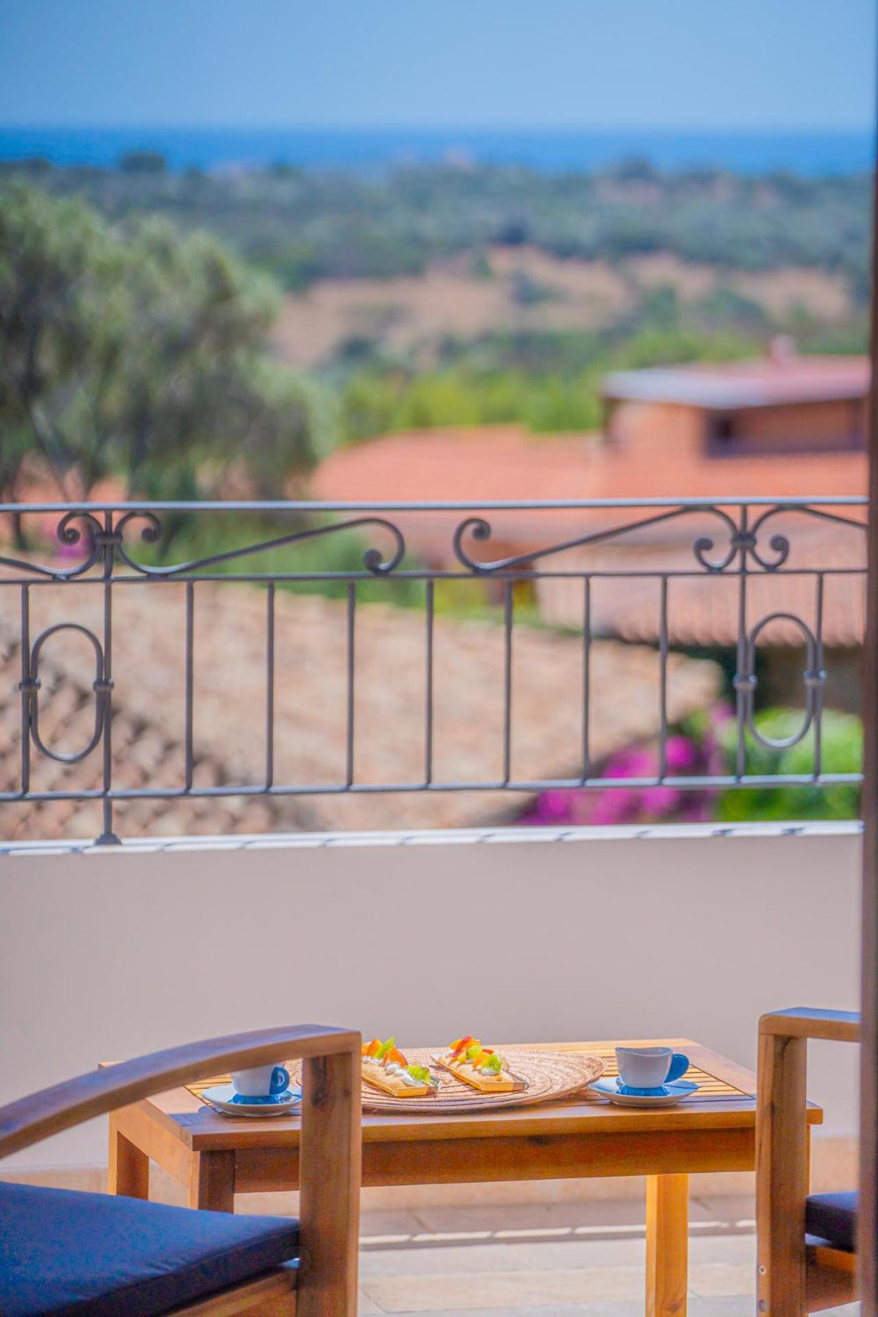 Casa Masini San Teodoro Apartment Монте Петросу Екстериор снимка